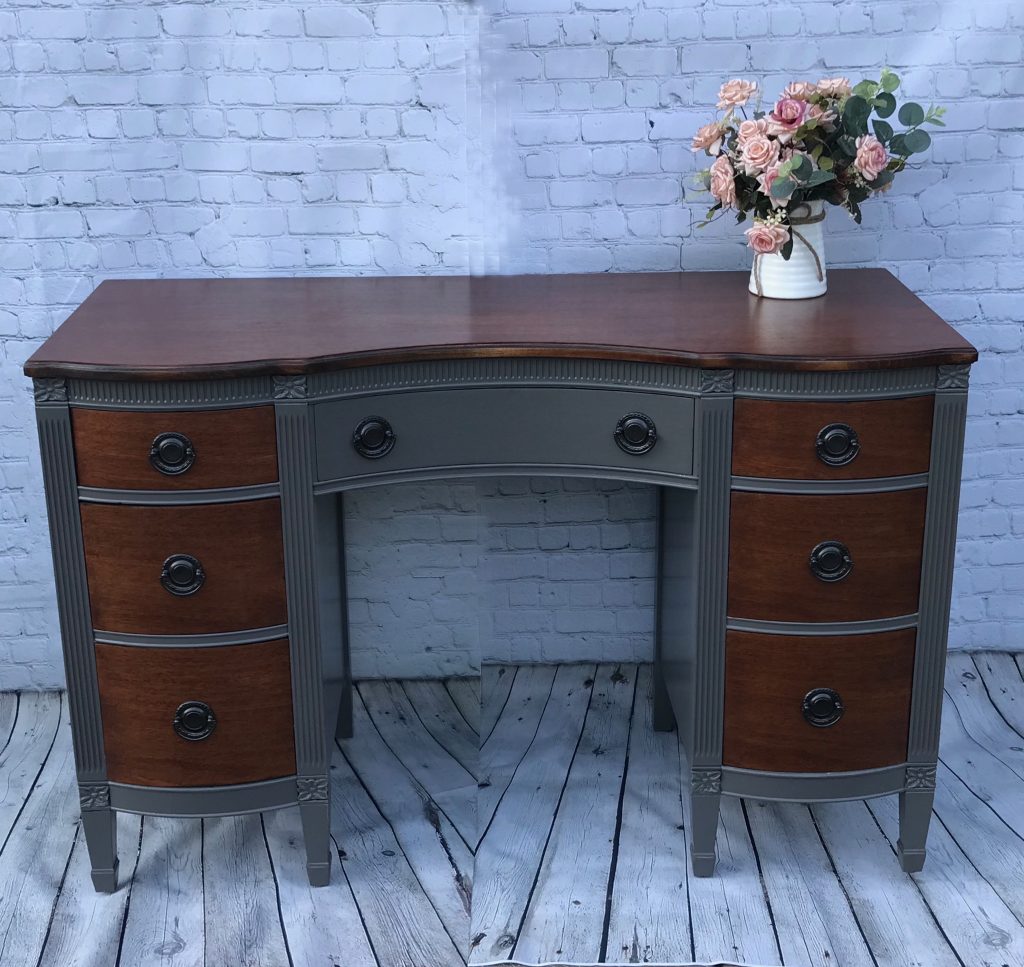 Amy's Upcycles, Desk or vanity makeover