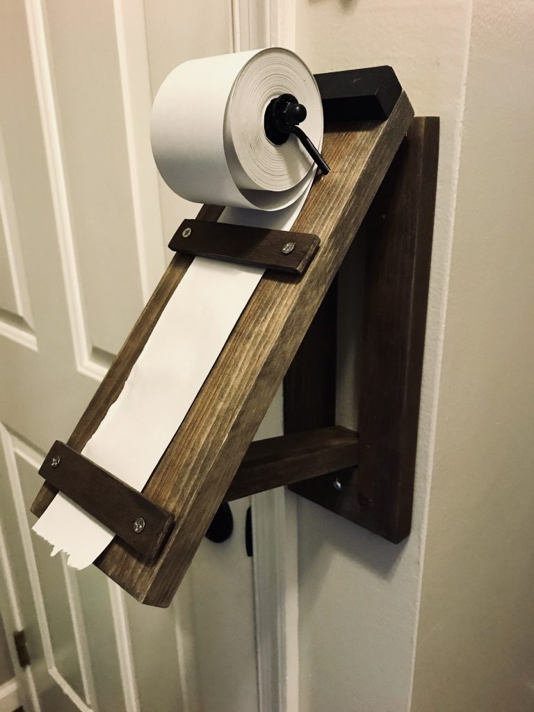Wooden note roll holder